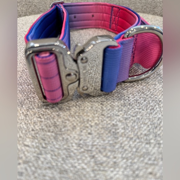 New but blemishes Spark Paws medium dog collar in Snow Cone - Picture 2 of 7